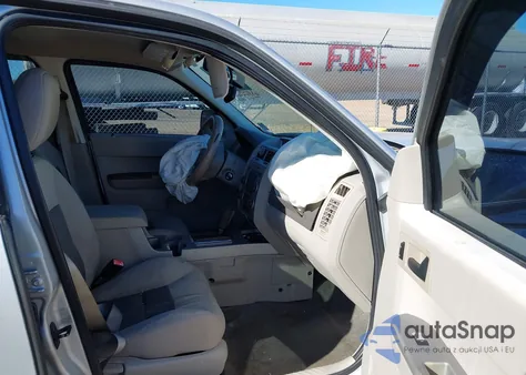 2008 Ford Escape Xlt из США, поврежденный, VIN 1FMCU03168KB53385